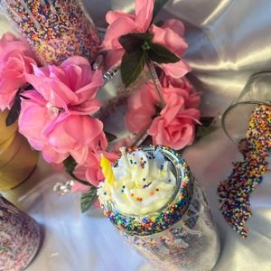 Birthday cake cupcakes candles